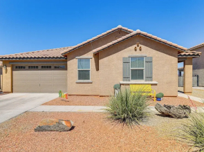 Maricopa Home w/ Heated Pool + Hot Tub!