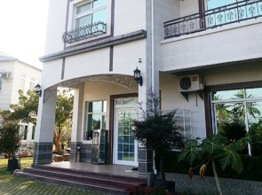 Chung Cheng Hu Hostel