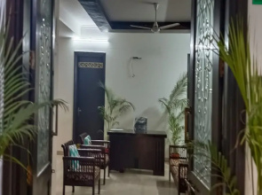 Singh Deluxe Inn