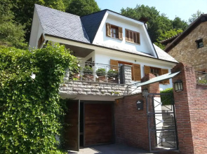 Casa Alpina by Casas Rurales Antrialgo