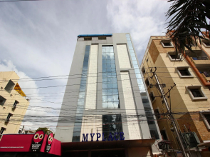 Oyo 17375 Hotel Fusion Inn