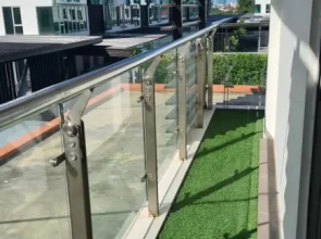 Aeropod KK Corner Unit Near City and Airport 4 pax Free Parking