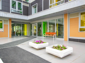 Cosmos (Космос) на улице Революции 48А