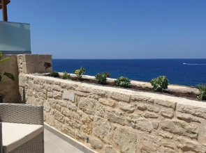 Zefyros Suite , Seafront retreat !