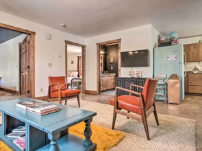 Chic Retro Retreat in Choteau: Walk to Dtwn!