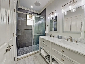1231Swat 7 Bedroom Home