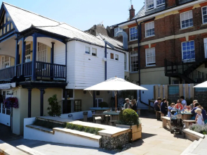 Royal Temple Yacht Club