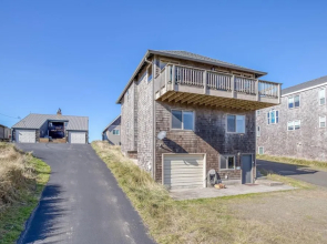Two Views Vacation Home