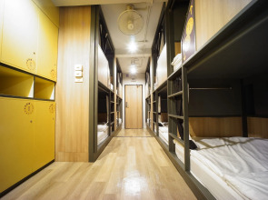 BRB Hostel Bangkok Silom
