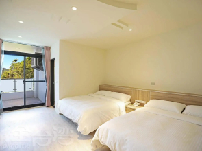 Riyuewan Homestay