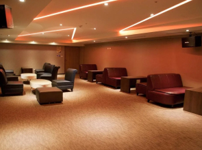 Holiday Inn Taoyuan Airport by IHG