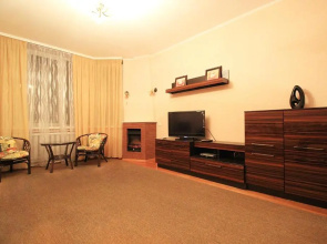 Apartment Poznyaky-Bazhana