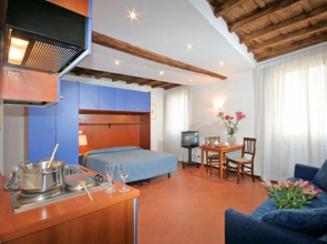 Daisy Apartment