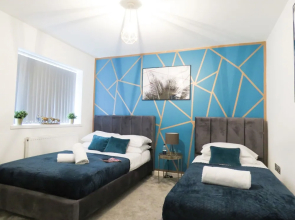 Tudors eSuites 4 Bedroom House