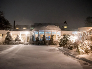 Inn at Longshore
