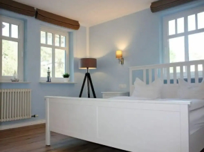Comfy Apartment With 1 Bedroom and Balcony 134