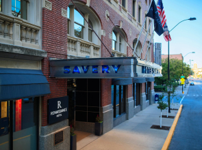 Renaissance Des Moines Savery Hotel