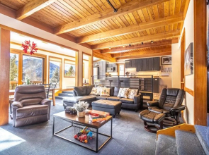 Tennis Townhome #1337 by Summit County Mountain Retreats