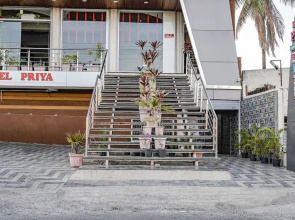 Fabhotel Priya Lodging