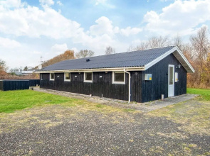 6 Person Holiday Home in Hemmet-by Traum