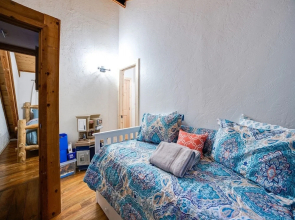 Mt. Baker Lodging Cabin 48 (Sleeps 5)