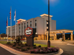 Hampton Inn & Suites Lavonia