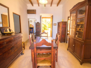 Flat 201M² 4 Bedrooms 3 Bathrooms - Limassol