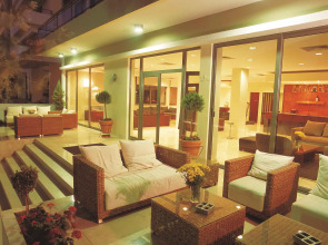 Angela Downtown Hotel