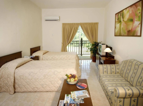 Suria Service Apartment Hotel