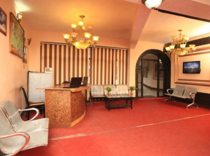 Hotel Pride Continental