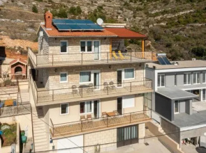 Villa Azra