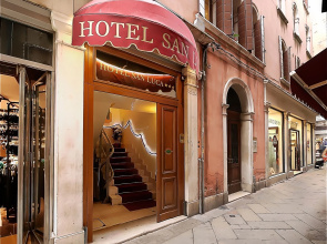 Hotel San Luca