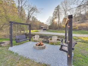 Fireside Evenings: Red River Gorge Gem w/ Hot Tub