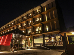 Bali Chaya Hotel Legian