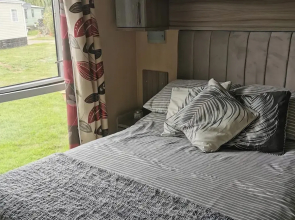 2 Bed Lodge Sleeps 6 -pets Ok -patio -free Parking