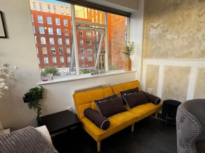 Central Sheffield 3-bed Apt, Sleeps 7 With Parking