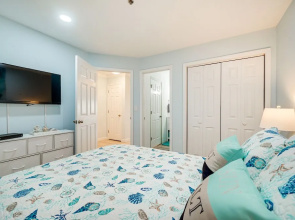Sunrise Oceanview Escape & Pool in N Topsail Beach