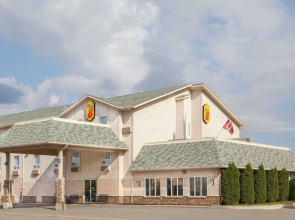 Super 8 Fort Frances