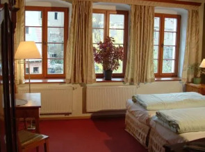 Dreibeiniger Hund Hotel  Gasthof