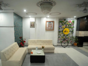 Tripli Hotels Arunoday Palace