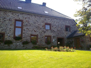 Cozy Cottage in Baugnez with Sauna