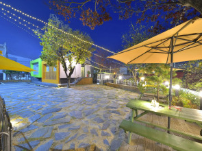 WITH U Hotel & Guesthouse