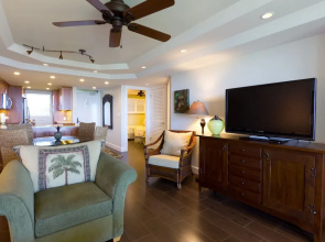 Royal Mauian - Maui Condo & Home
