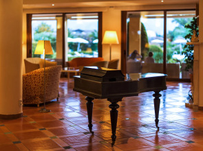 Отель Santa Gilla