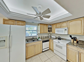 2983Binn 3 Bedroom Duplex