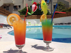 Alecos Hotel Apartments