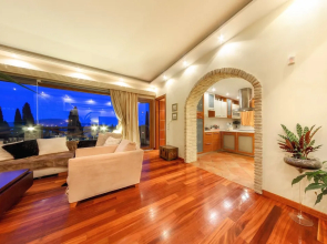 Ark Luxury Villa