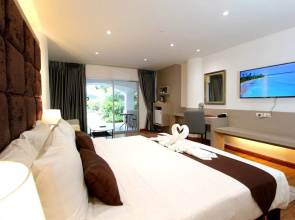 Pooh Beach Resort & Spa