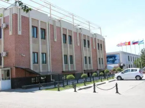 Отель Zargaron Plaza