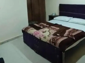 Hajveri Continental Hotel